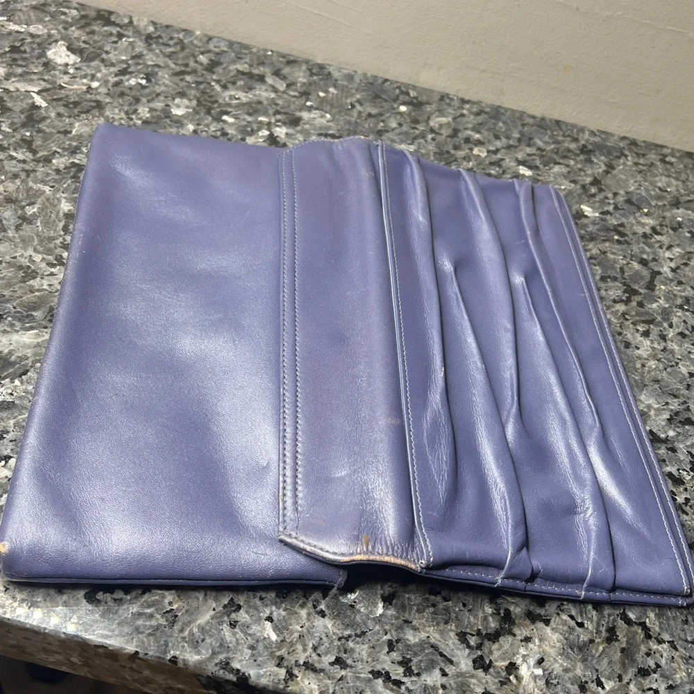 Nordstrom Leather Lavender Large Hand Strap Wallet Magnetic Clutch Bag